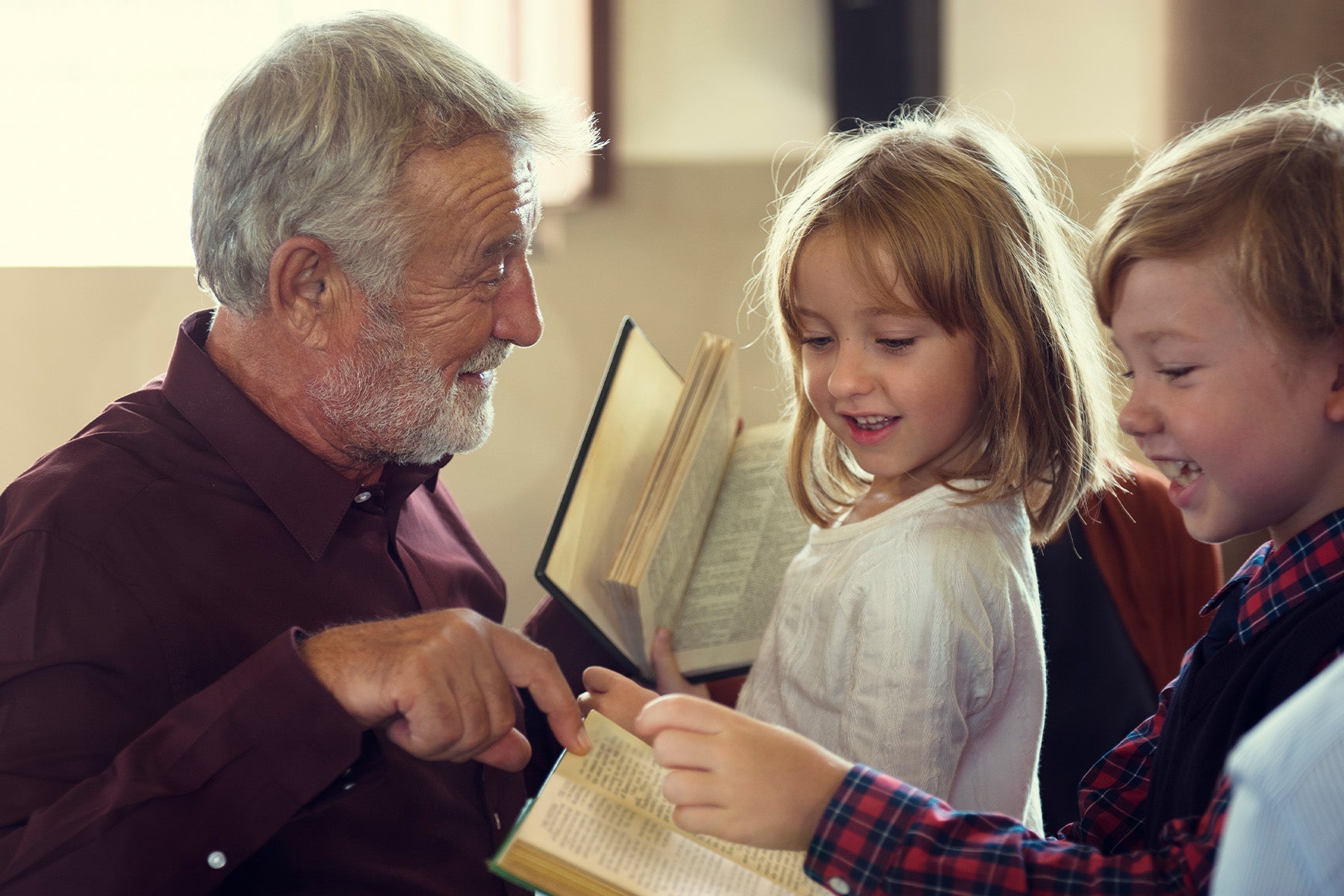 Why Screen-Free Bible Teaching Still Matters in the Digital Age?